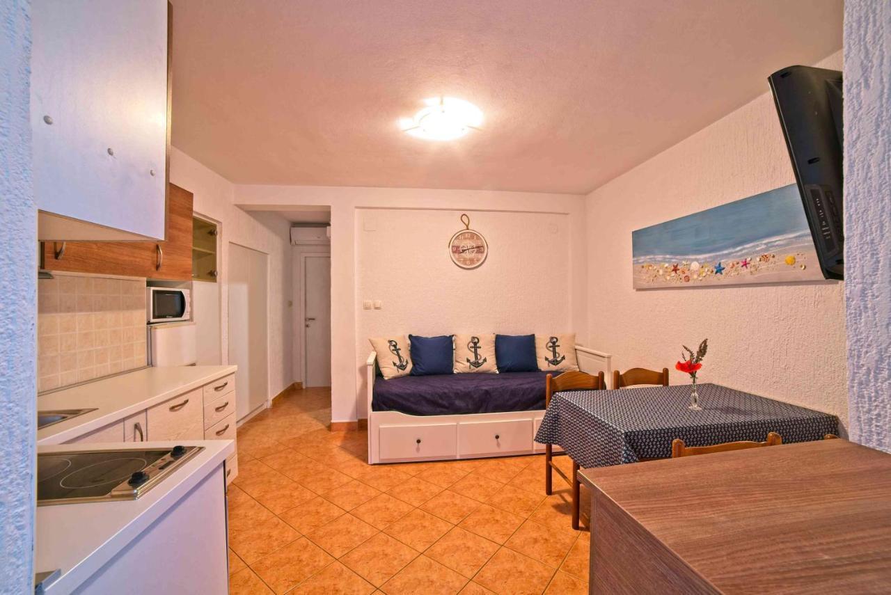 Beach Villa Ema Супетарска-Драга Экстерьер фото
