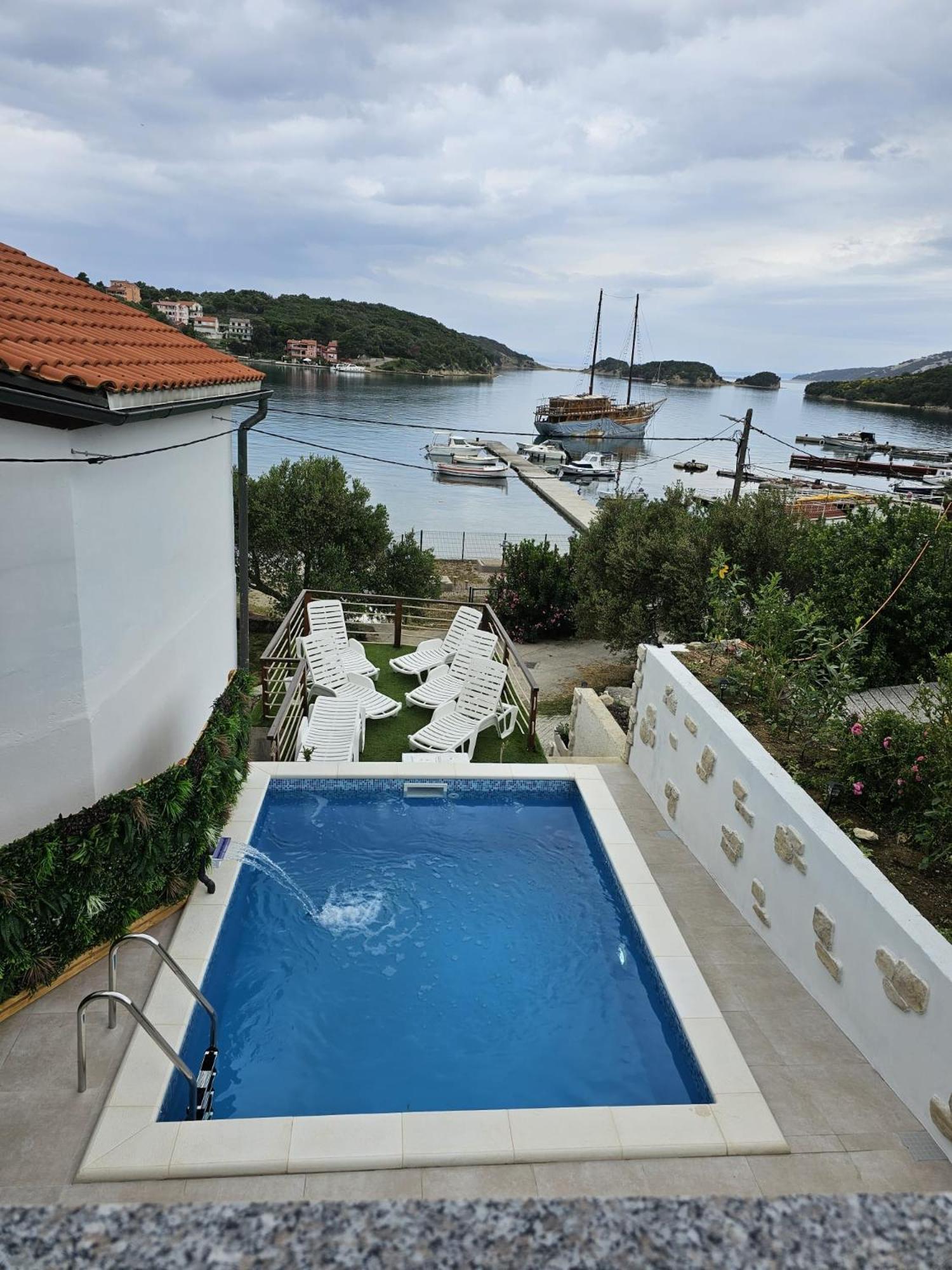 Beach Villa Ema Супетарска-Драга Экстерьер фото